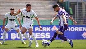 Bek Timnas Indonesia, Jay Idzes, tampil solid mengawal lini belakang Sassuolo saat bersua Fiorentina pada laga pekan ke-34 Serie A di Stadio Artemio Franchi, Florence, Minggu (26/04/2026) malam WIB. Sayangnya, bang Jay harus puas membawa Sassuolo meraih hasil imbang 0-0 kontra Fiorentina. (Massimo Paolone/LaPresse via AP)