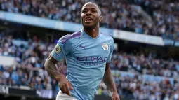 Raheem Sterling memiliki koleksi 72 assist dalam 298 laga di Liga Inggris. Sebelum bermain di Manchester City, Sterling telah menorehkan 21 assist bersama Liverpool. Penyerang berkebangsaan Inggris tersebut juga memiliki catatan gol yang impresif di Liga Inggris, yaitu 97 kali. (AFP/Lindsey Parnaby)