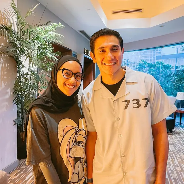 6 Potret Transformasi Kebersamaan Vino G. Bastian dan Selebgram Syanindita Trasysty
