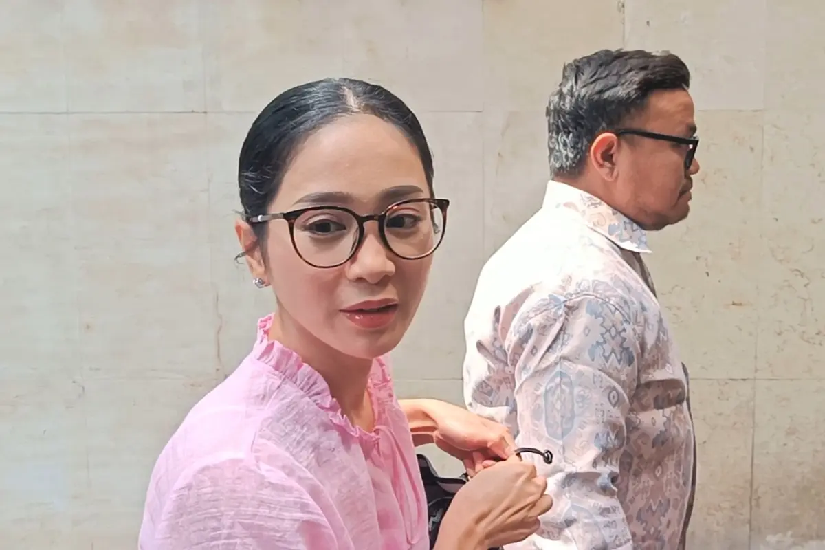 Aktris Bunga Nurlaila Martha Sari Zainal Fazri alias Bunga Zainal