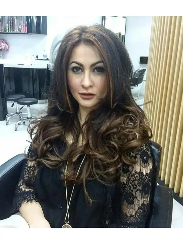 Diana Pungky 'Jinny Oh Jinny' yang awet muda.