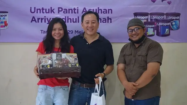 Produsen Cat Berdonasi Lewat Ribuan Like kepada Panti Asuhan