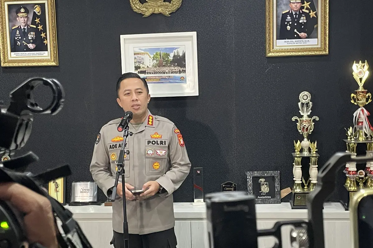 Bareskrim Polri melimpahkan laporan polisi (LP) kasus dugaan pelecehan seksual yang menyeret rektor Universitas Pancasila berinisial ETH ke Polda Metro Jaya.