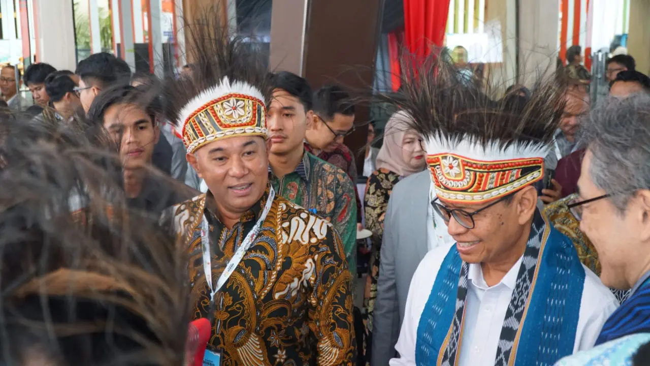 Wakil Menteri ESDM Yuliot Tanjung membuka rapat kordinasi Dukungan Bisnis bersama SKK Migas dan KKKS di Sentul Bogor. (Dok SKK Migas)