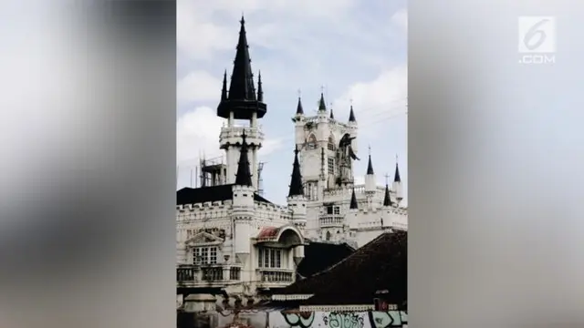 VIDEO: Heboh Bangunan Mirip Kastel Disneyland di Yogyakarta