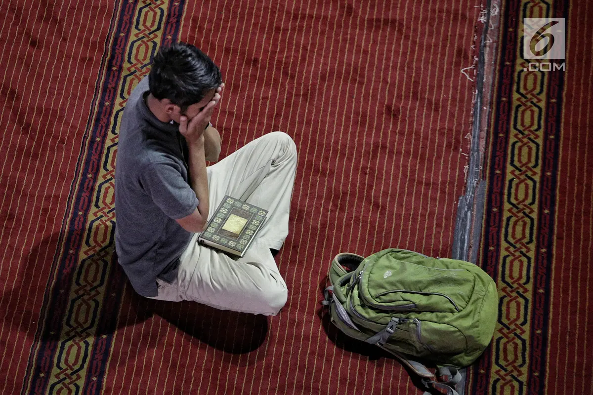 Mengisi Kemuliaan Ramadan dengan Tadarus Alquran di Masjid Istiqlal