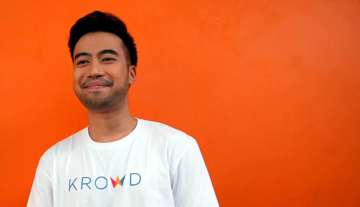 Penyanyi 28 tahun itu kini bersiap melanjutkan ke jenjang S3. Pemilik album Persona itu aktif kampanye pendidikan yang diselenggarakan Kemendikbud. (Nurwahyunan/Bintang.com)