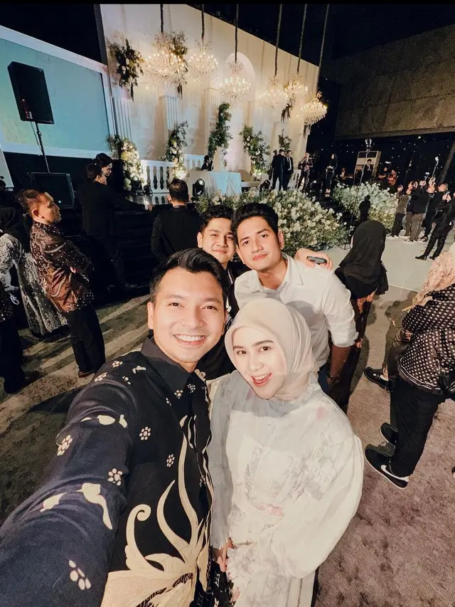 Syakir Daulay hadir di pernikahan Adiba Khanza dan Egy Maulana, kabar hubungan pernah dekat kembali mencuat