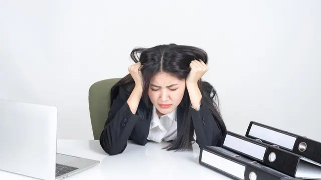 7 Trik Membagi Waktu Kerja agar Tetap Produktif dan Tidak Burnout