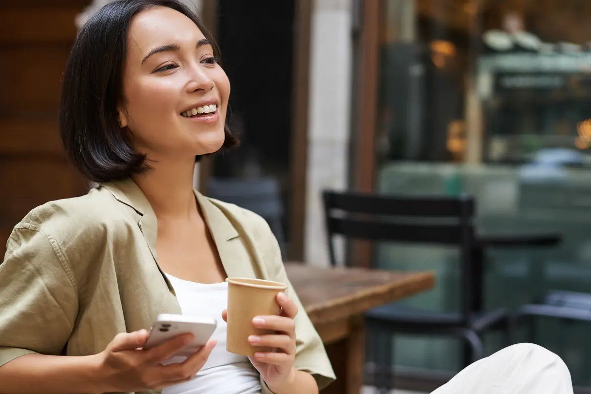 wanita oktober tegar dibandingkan