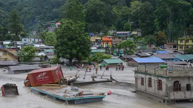 Banjir Bandang Tenggelamkan Kota Rangpo, Sikkim, India