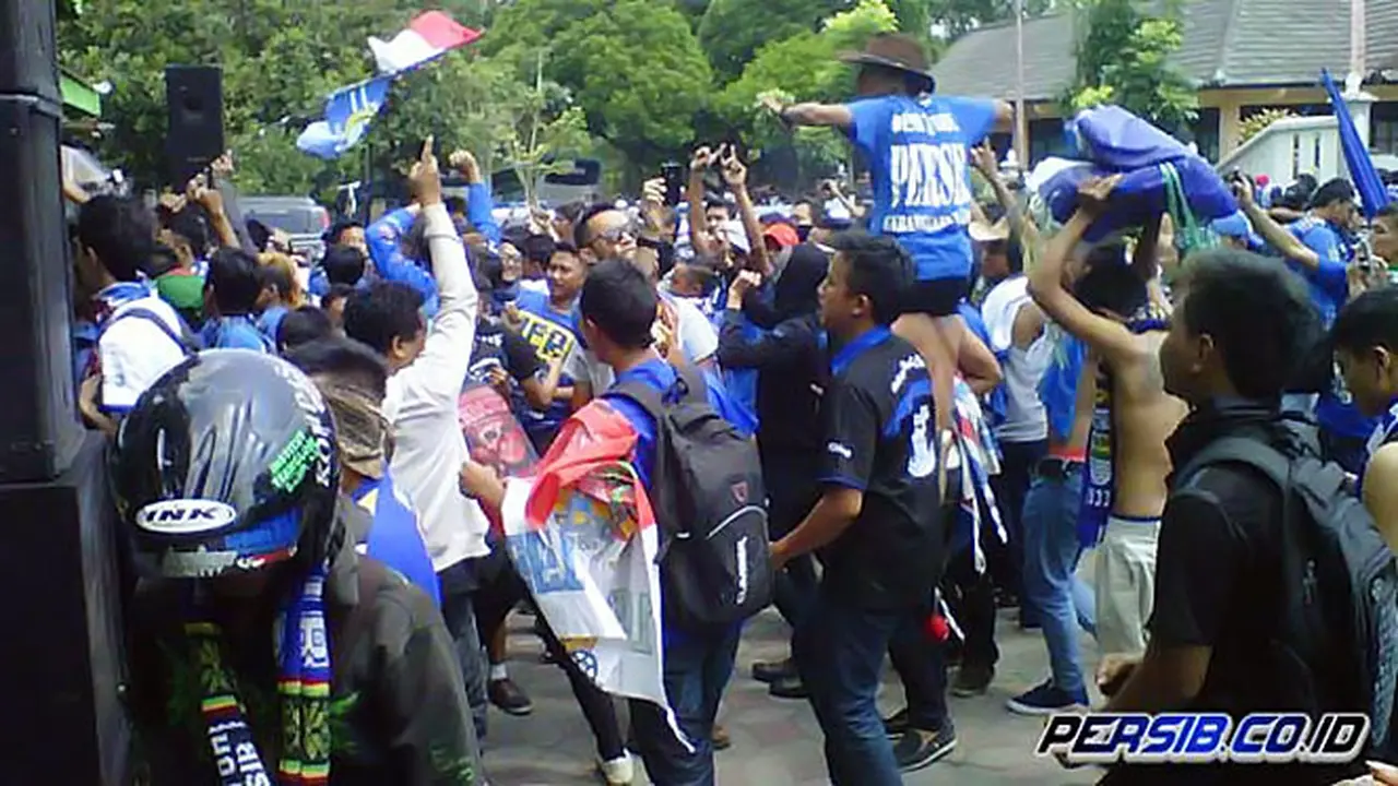 bobotoh-130828b.jpg