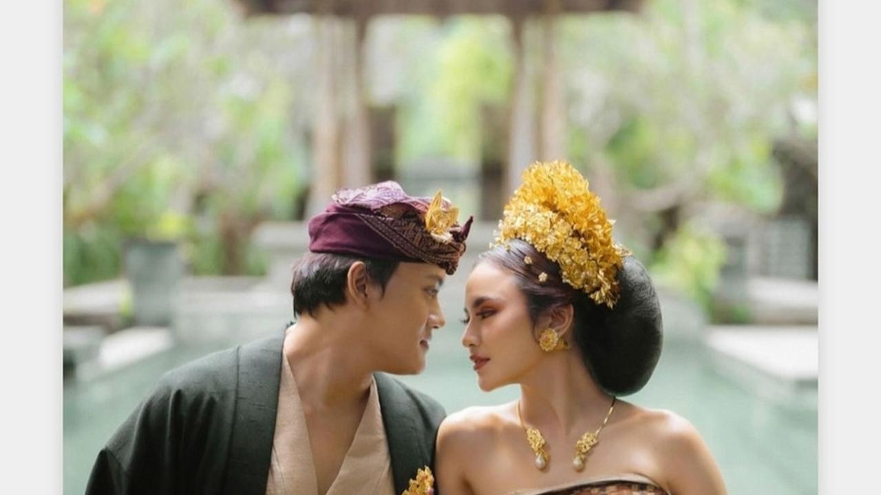 Netizen Menunggu Hari Pernikahan Mereka Berdua