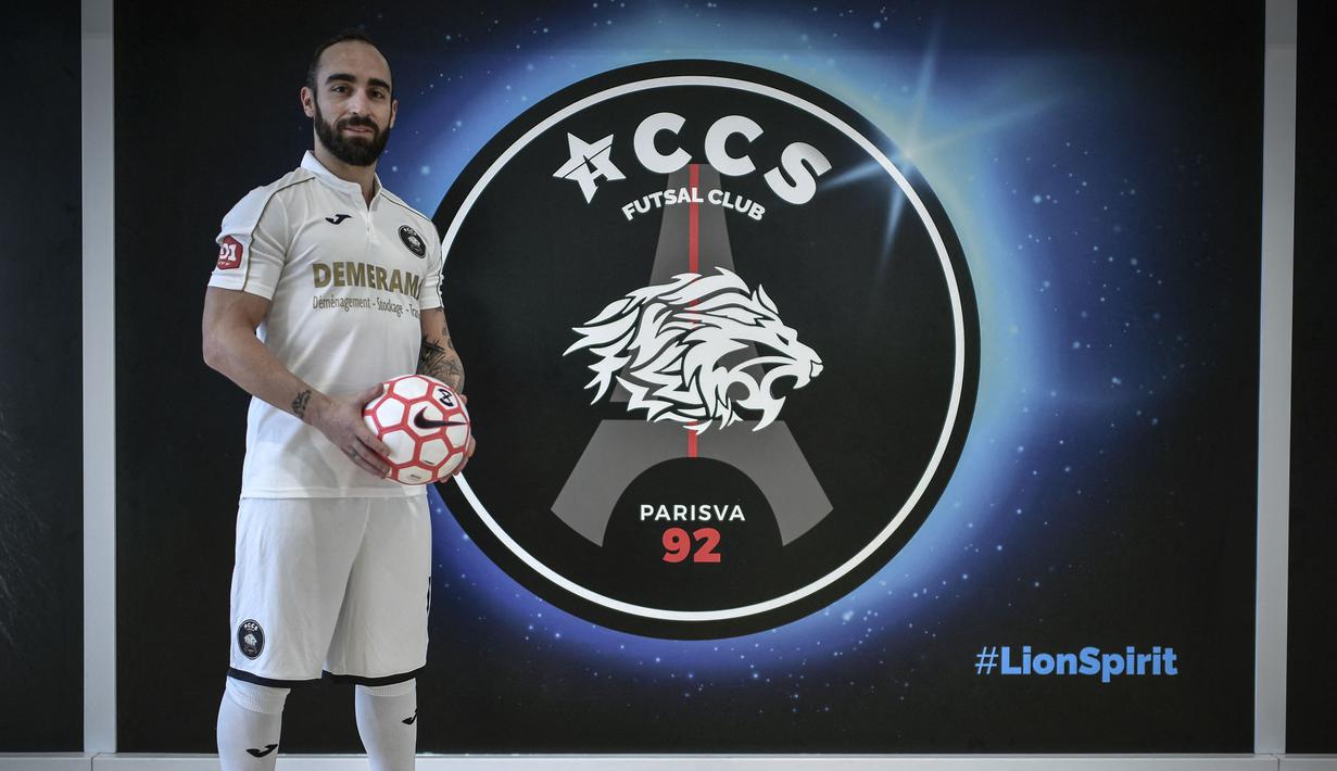 Pada musim 2020/2021, Ricardinho direkrut oleh klub divisi dua Liga Prancis, ACCS. Bermain selama dua musim, ia berhasil membawa klubnya menjadi juara pada 2021/2022 dan promosi ke kasta utama. (AFP/Stephane De Sakutin)