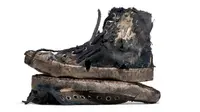 Balenciaga jual sepatu rusak seharga Rp26 juta (dok.tangkapan layar balenciaga.com)
