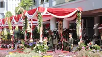 Upacara Hari Pahlawan di Balai Kota Surabaya pada Minggu, 10 November 2019. (Foto: Liputan6.com/Dian Kurniawan)