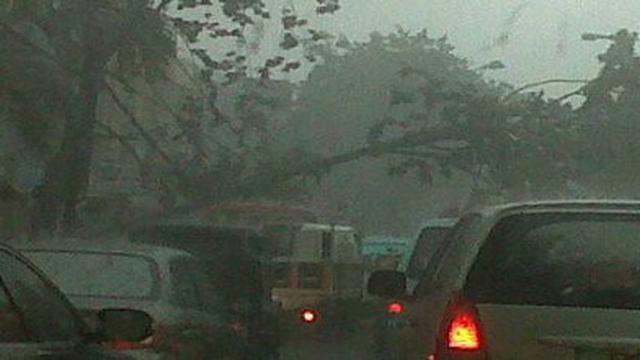 Ilustrasi Hujan Angin