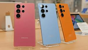 Samsung Galaxy S26 Ultra rumors are heating up! Check out leaks about the global release date, estimated price, and advanced specifications of this flagship smartphone.