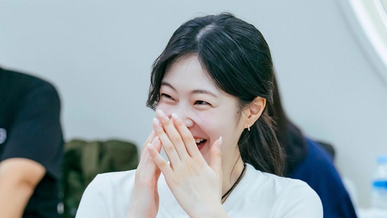 7 Potret Menarik Para Pemeran Drakor SBS 'Spring of Youth' yang Akan Mengguncang Layar Kaca