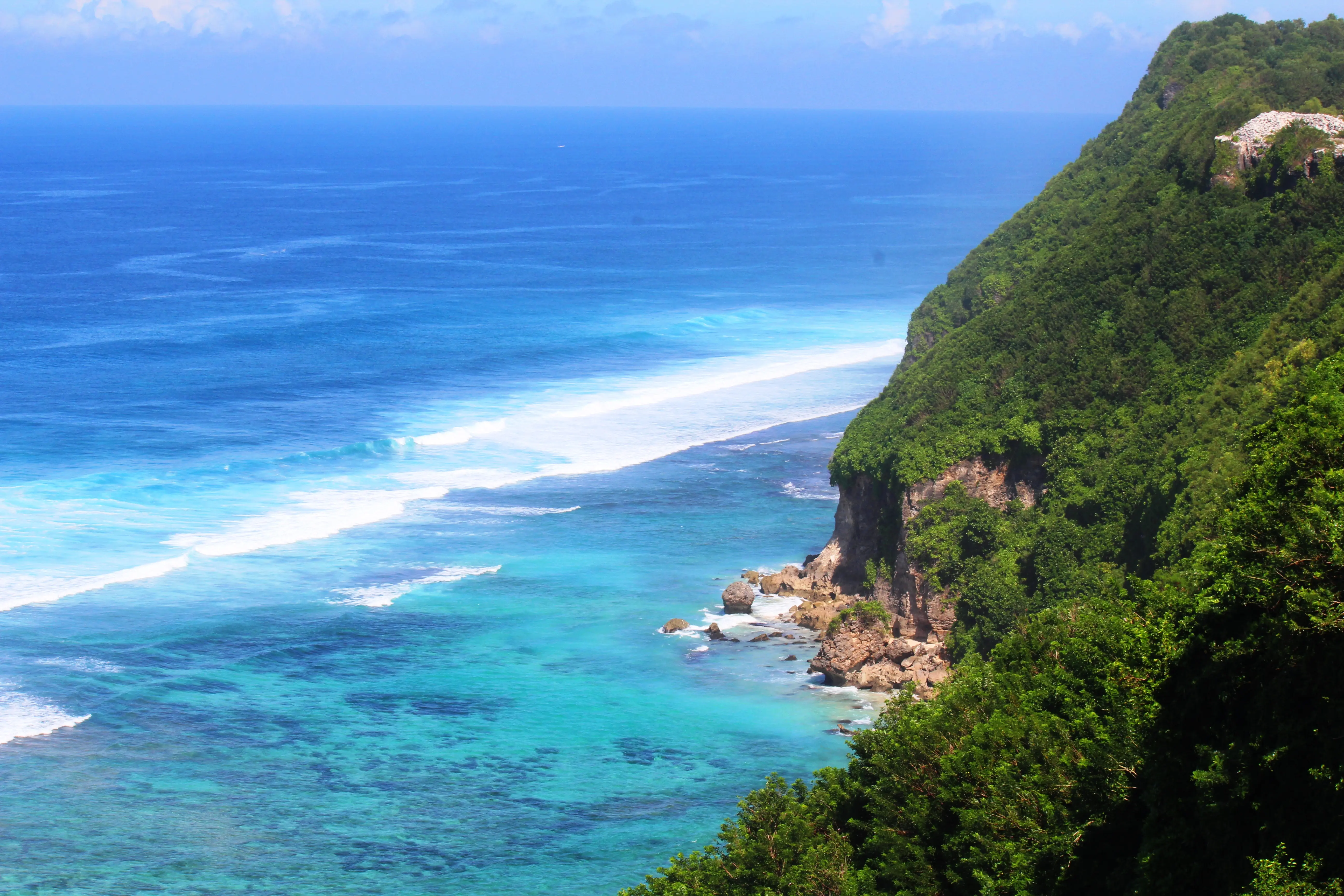 Hening dan menawan, itulah kesan pertama yang muncul saat berada di Karma Kandara Resort. Foto: Ahmad Ibo/ Liputan6.com.