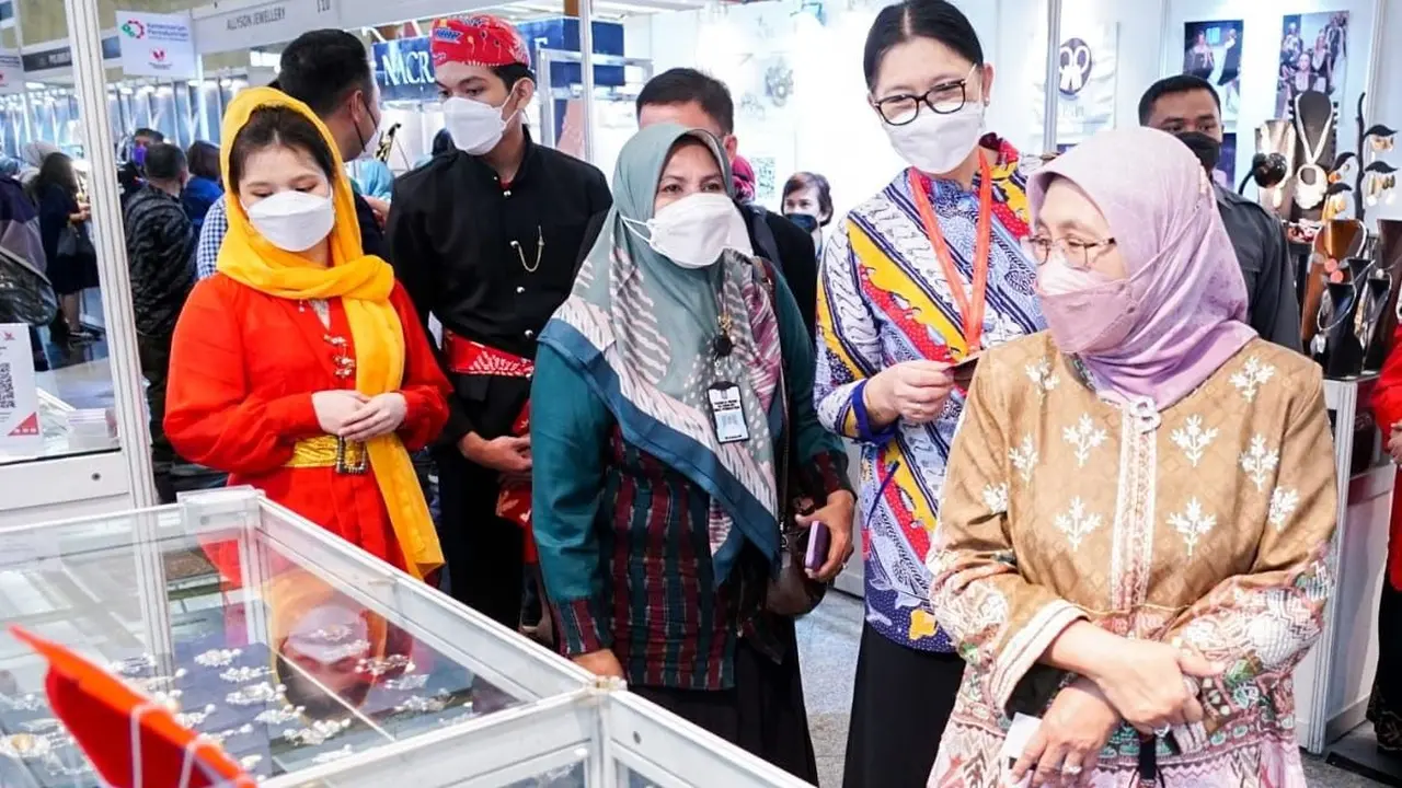 Di tengah pandemi Covid-19, nilai ekspor perhiasan Indonesia justru naik 76 persen dari USD 1,47 miliar di 2020 menjadi USD 2,59 miliar di 2021. (Dok Kemenperin)
