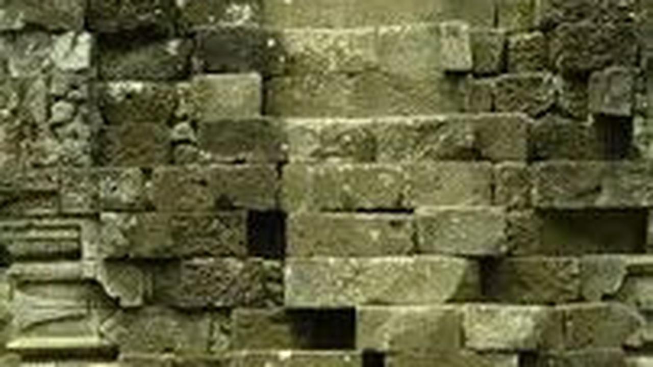 <b>Wisata Alam Kediri: Wisata Goa dan Candi</b>