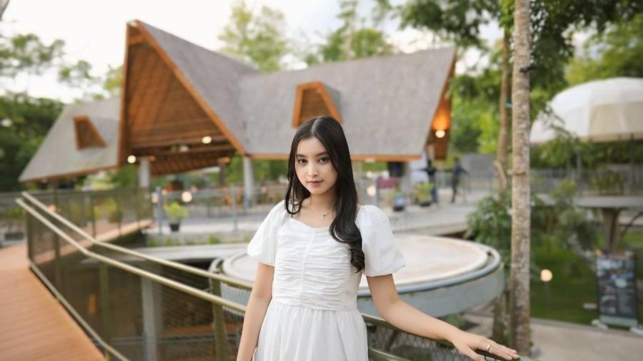 Cantika Davinca, yang memiliki nama asli Imelda Naisya Ayudia Cantika, adalah penyanyi dangdut yang semakin dikenal berkat suara khas dan penampilannya yang menarik.<br>