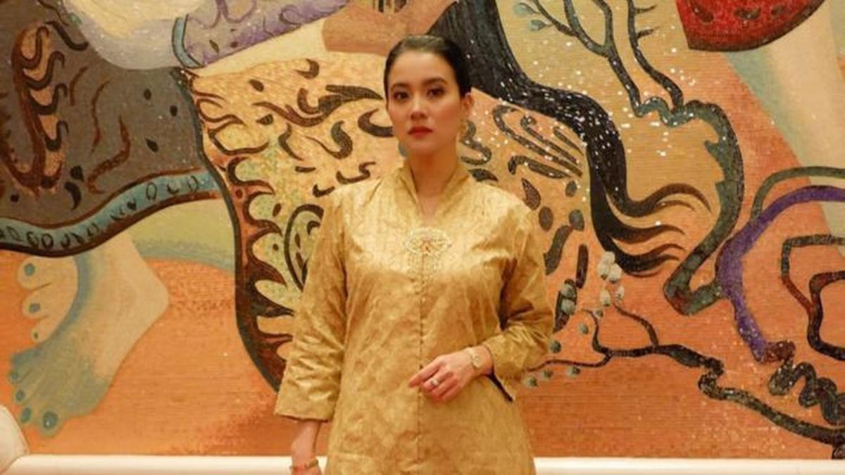 5 Potret Cantik Marcella Zalianty, Pesona yang Enggan Luntur di Usia Matang