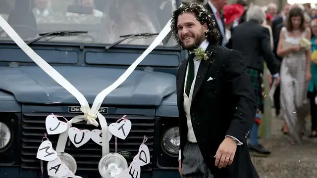 [Bintang] Kit Harington - Rose Leslie