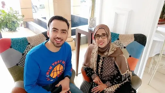 6 Momen Kebersamaan Reza DA Bareng Keluarga, Selalu Beri Dukungan
