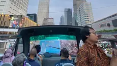 Di Atas Roda Membelah Jantung Jakarta