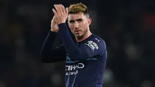 Aymeric Laporte baru-baru ini mencetak rekor baru sebagai pemain dengan kemenangan terbanyak dalam 100 laga pertamanya di Liga Inggris, yaitu 82 kemenangan. Prestasi itu diraihnya setelah Manchester City mengalahkan Burnley 2-0 di Liga Inggris, Sabtu (2/4) lalu. (AFP/Glyn Kirk)