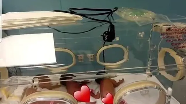 wanita melahirkan bayi kembar 9