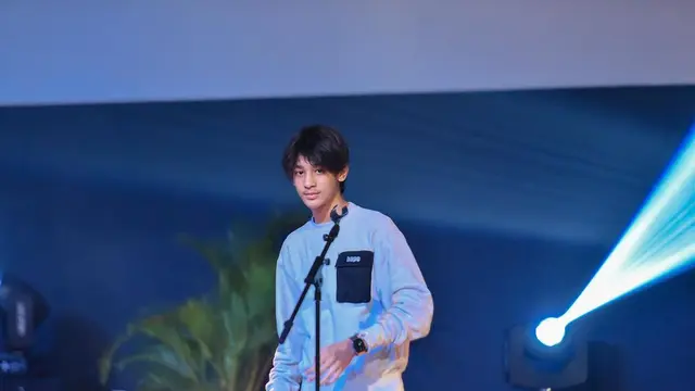 Kenzy Taulany mengikuti jejak sang ayah