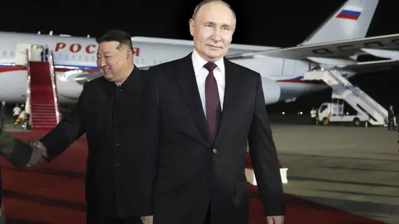 Putin Telepon Kim Jong Un Jelang Pertemuannya dengan Donald Trump