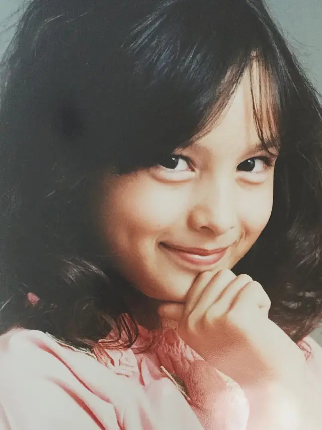 Menggemaskan, Paras Cantik Chelsea Islan Dulu dan Sekarang Selalu Sukses Mencuri Hati