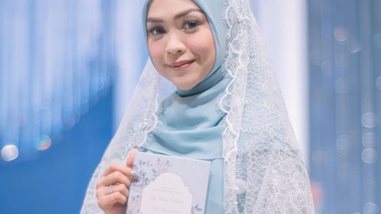 6 Potret Penampilan Ria Ricis dari Lamaran hingga Resepsi Pernikahan, Memesona