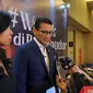 Menparekraf Sandiaga Salahuddin Uno dalam acara Pelepasan Bhikku Thudong di Taman Mini Indonesia Indah, Selasa (14/05/2024). (dok. Liputan6.com/Rusmia Nely)