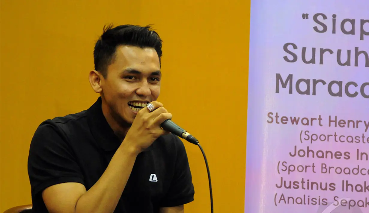  Jelang Piala Dunia 2014, Stewart Henry Pesch dan Johanes Indra bikin buku, Senayan, Jakarta, Kamis (29/05/2014) (Liputan6.com/Faisal R Syam).