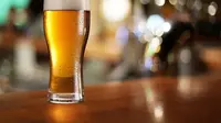 Benarkah Minuman Beralkohol Turunkan Risiko Hipertensi? (Valentyn-Volkov/Shutterstock)