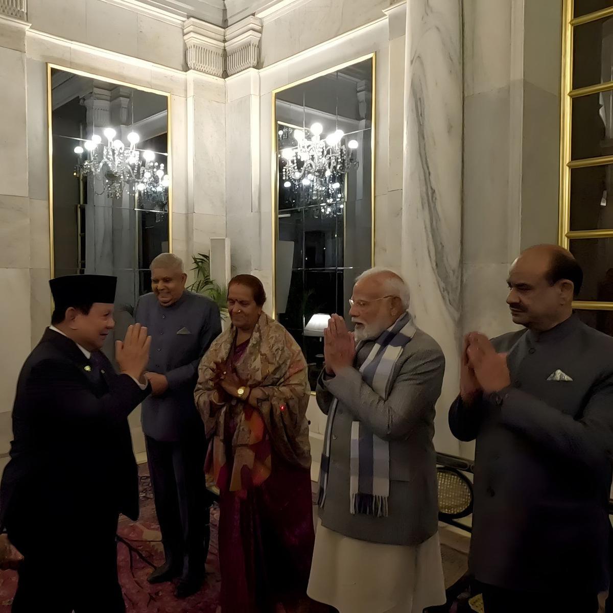 Presiden Prabowo Dijamu Makam Malam Presiden India