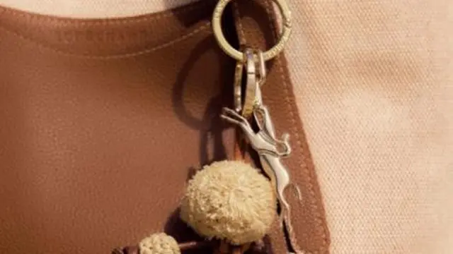 Sambut Hari Perempuan Internasional, Longchamp Hadirkan Koleksi Spesial Bersama Perajin Perempuan Madagaskar