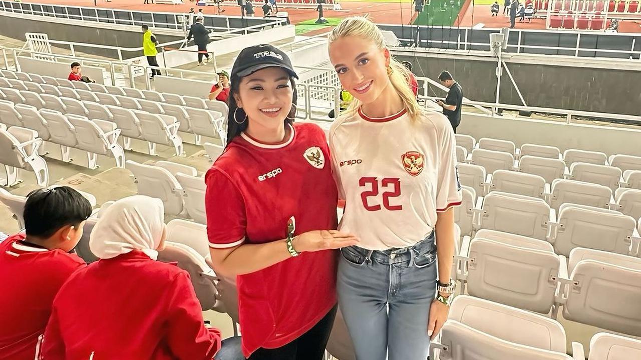 Potret Fefe Slinkert, Kekasih Nathan Tjoe-A-On yang Jarang Tersorot