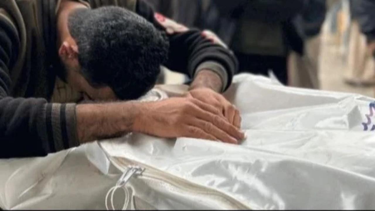 Israel Kembali Serang RS Al-Shifa di Gaza, Tembak Mati 50 Orang Termasuk Anak-Anak, Dokter Ditangkap dan Ditelanjangi