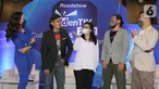 Puteri Indonesia Pariwisata 2016 Host Intan Aletrino, Koordinator Pemberdayaan Kapasitas Teknologi Digital Direktorat Pemberdayaan Informatika Aris Kurniawan, Juri CSR Jurike Moniaga, Peraih karya terpilih ke‐1 IdenTIK 2020 Ivan Tigana dan IdenTIK 2021 Adam Fauzi Akbar saat berbincang.