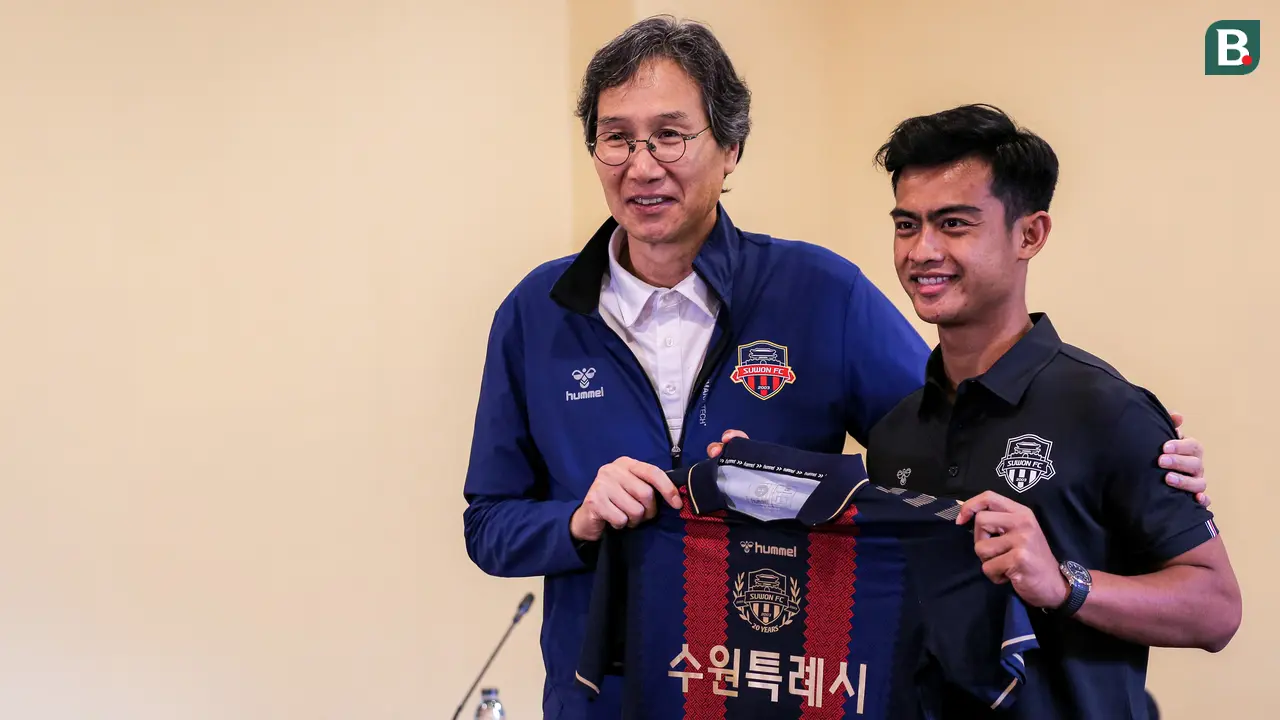 Foto: Pakai Nomor Punggung 23, Suwon FC Resmi Kenalkan Pratama Arhan Jadi Pemain Barunya