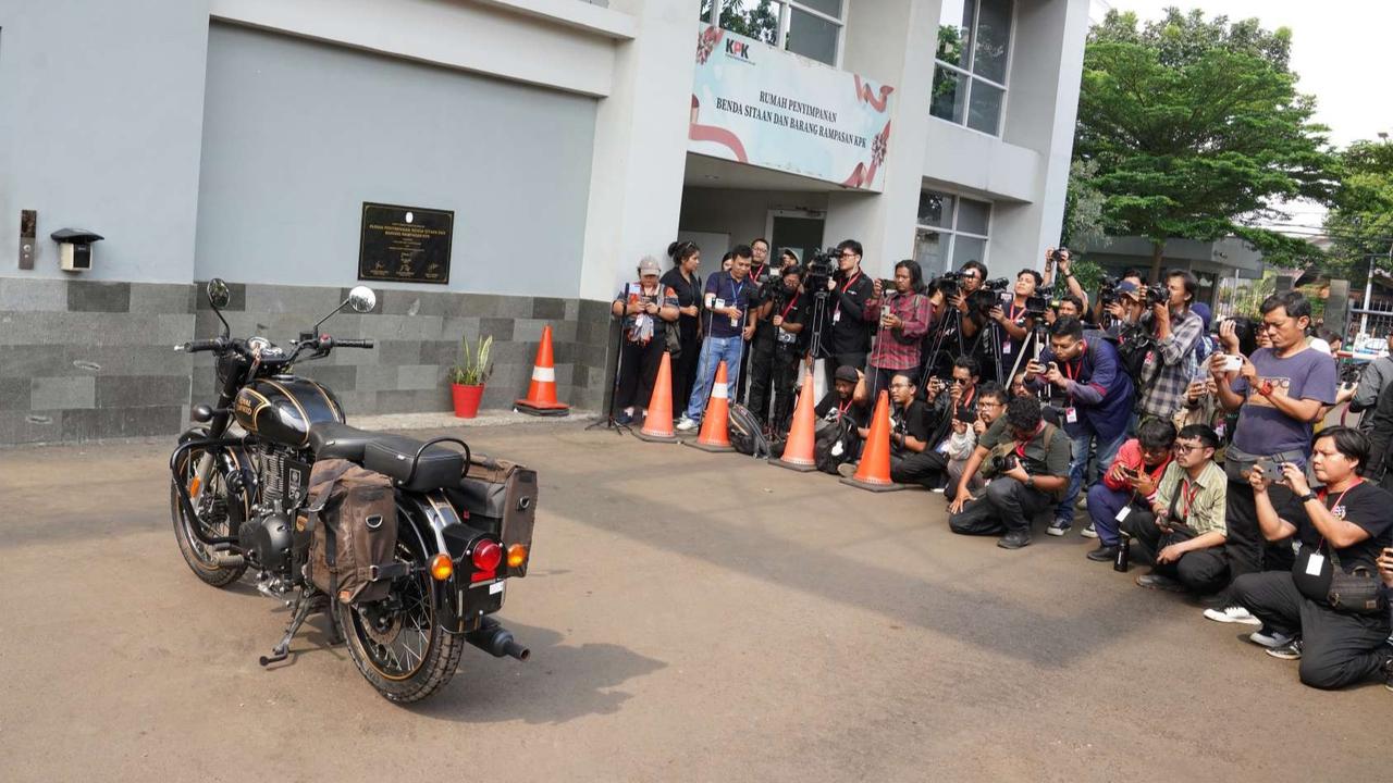 Motor Royal Enfield Ridwan Kamil yang Disita di Rupbasan KPK
