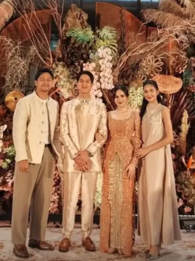 Mikha Tambayong dan Deva Mahenra saat Hadir Lamaran Syifa Hadju dan El Rumi. [@miktambayong]