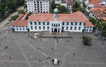FOTO: H+2 Idulfitri, Kawasan Kota Tua Tetap Menjadi Lokasi Primadona Liburan Keluarga