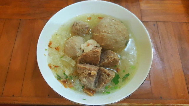 1. Bakso Titoti